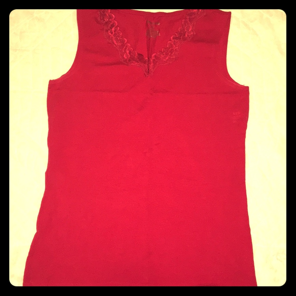 NWOT - red sleeveless shirt!